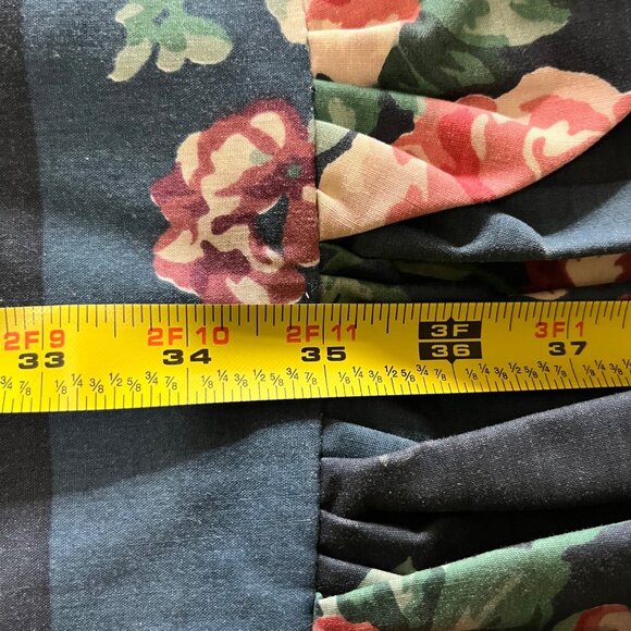 Laura Ashley Green Floral Ruffled King Pillow Shams Set of 2 - Picture 8 of 9